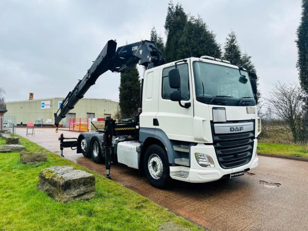 DAF CF 460 6X2 TRACTOR UNIT CRANE