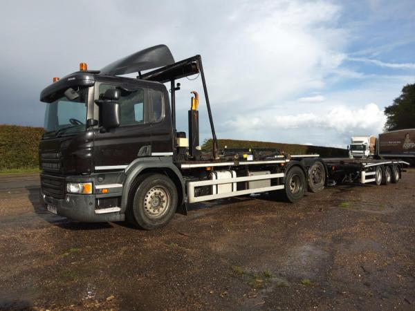 SCANIA P410 6X2 DRAWBAR HOOKLOADER