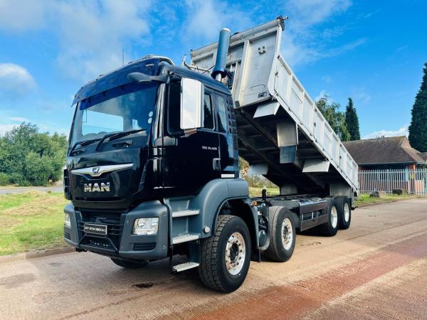 MAN TGS 35.420 8X4 DROPSIDE TIPPER