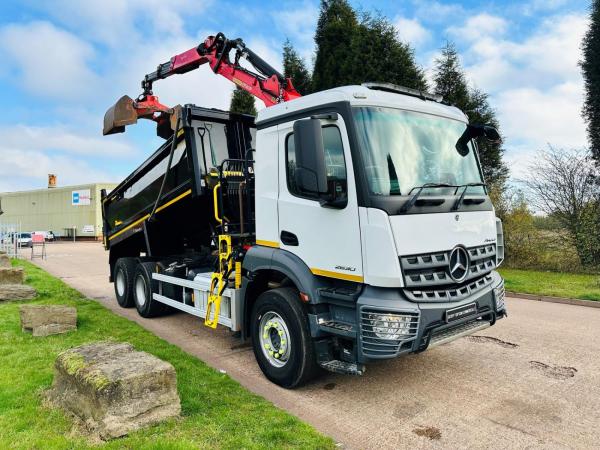 MERCEDES-BENZ AROCS 2630 6X4 TIPPER GRAB