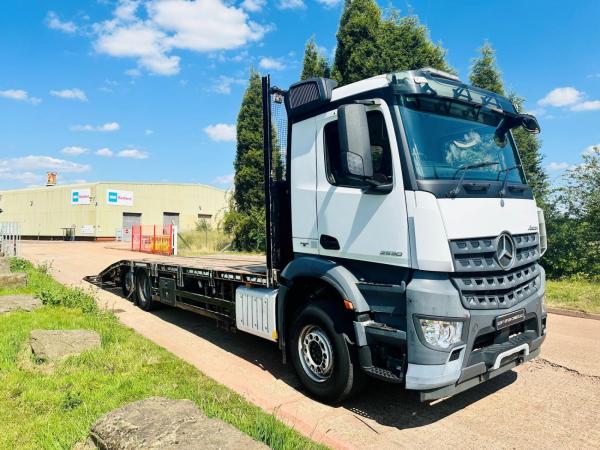 MERCEDES-BENZ AROCS 2530 6X2 CHEESEWEDGE