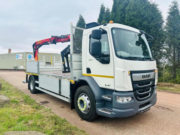 DAF LF 260 18 TON DROPSIDE CRANE