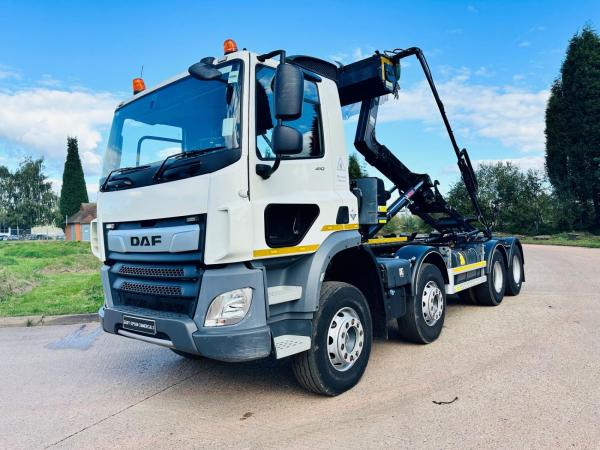 DAF CF 410 8X4 HOOKLOADER