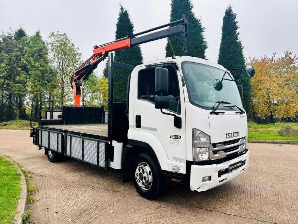 ISUZU F110 210 11 TON DROPSIDE CRANE